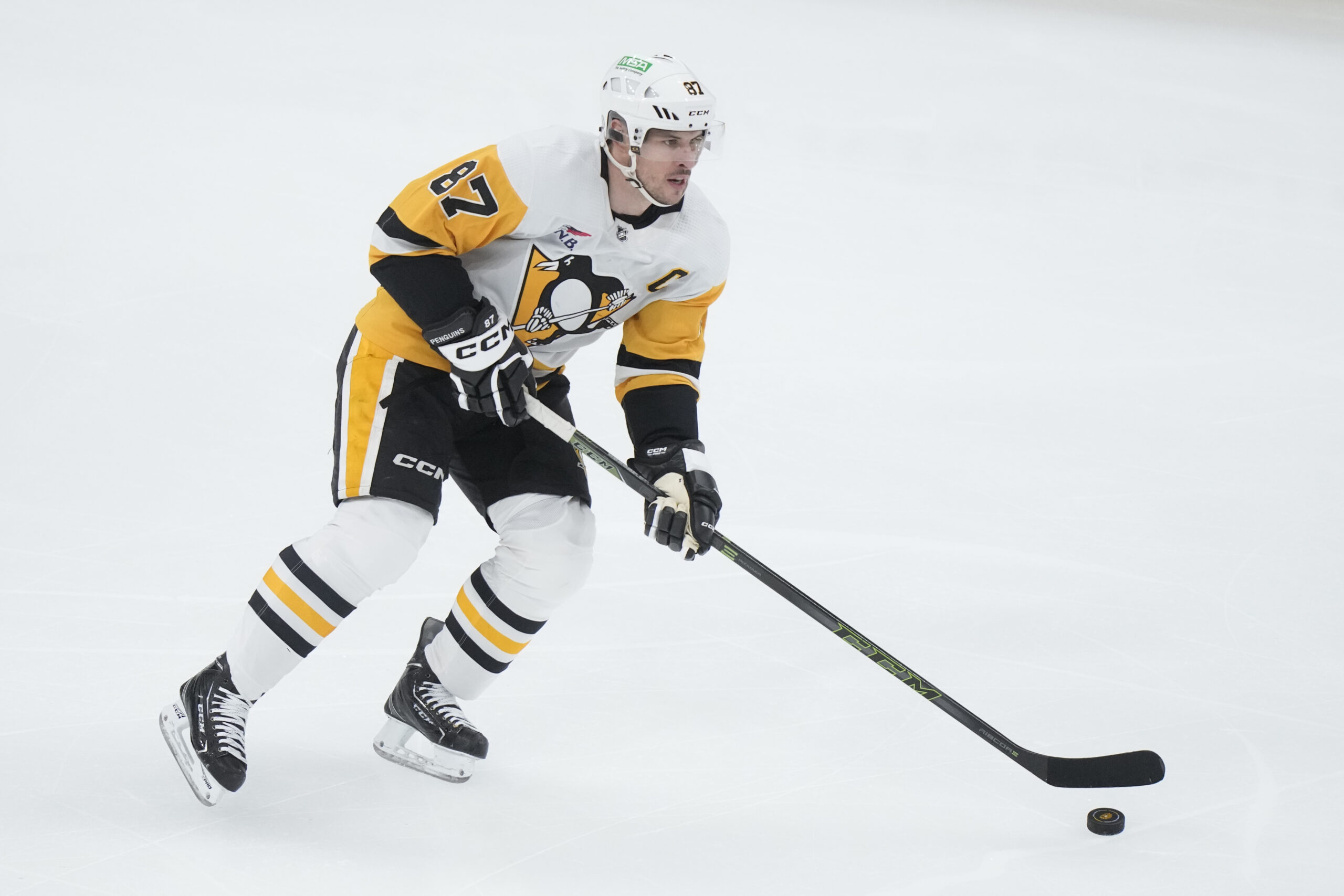 Crosby lifts Penguins past Bruins 65 News, Sports, Jobs Times Observer